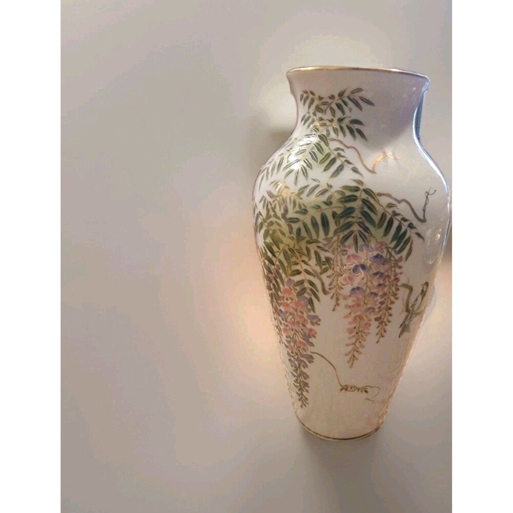 Vintage Shibata Japan Fine Porcelain Vase Flowering Wisteria Vine w Songbird 12"